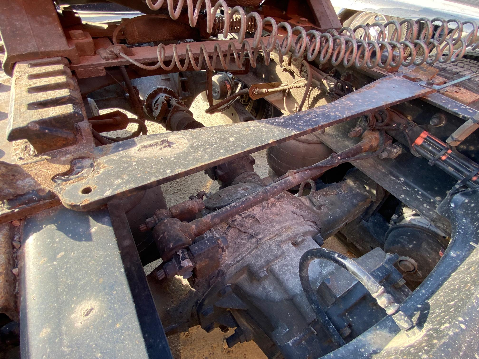 2020 PETERBILT 579 - Image 32